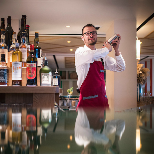 Découvre les cocktails sans alcool du bar Le Café de Paris à biarritz